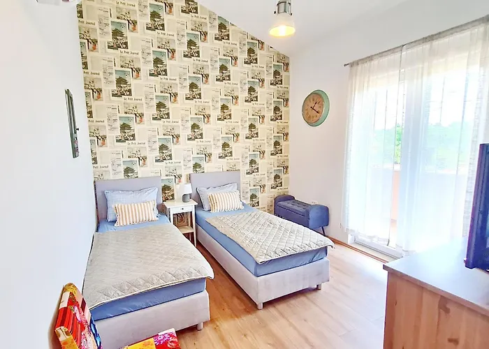 Mira Villa *