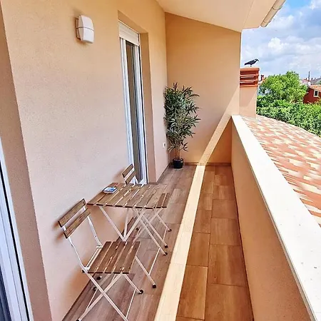 Villa Mira *